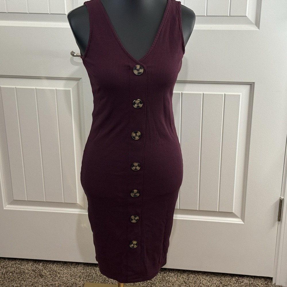 No Boundaries Womens Dress Size M 7 to‎ 9 Maroon V neck Sleeveless Buttons